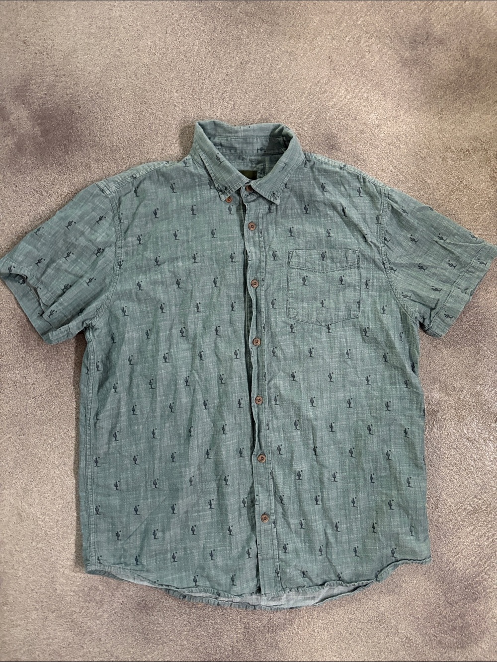 Prana Men's Short-Sleeve Button-Up Shirt Cactus print